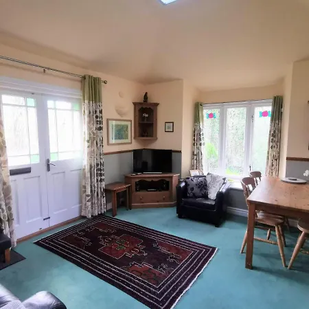 Holiday home Rose Cottage, Meathop *